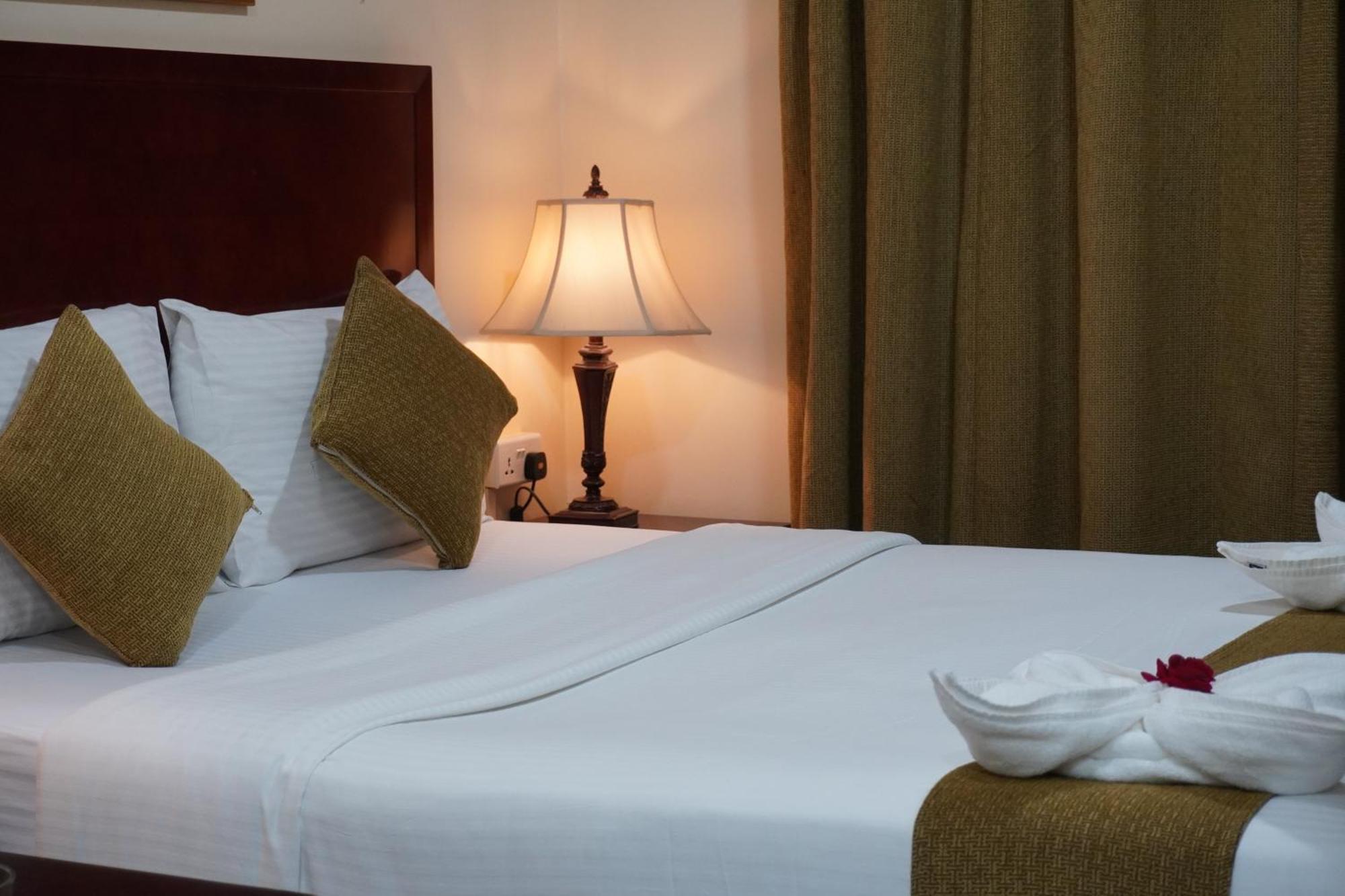 Onyx Hotel Apartments - Maha Hospitality Group Ajman Ngoại thất bức ảnh