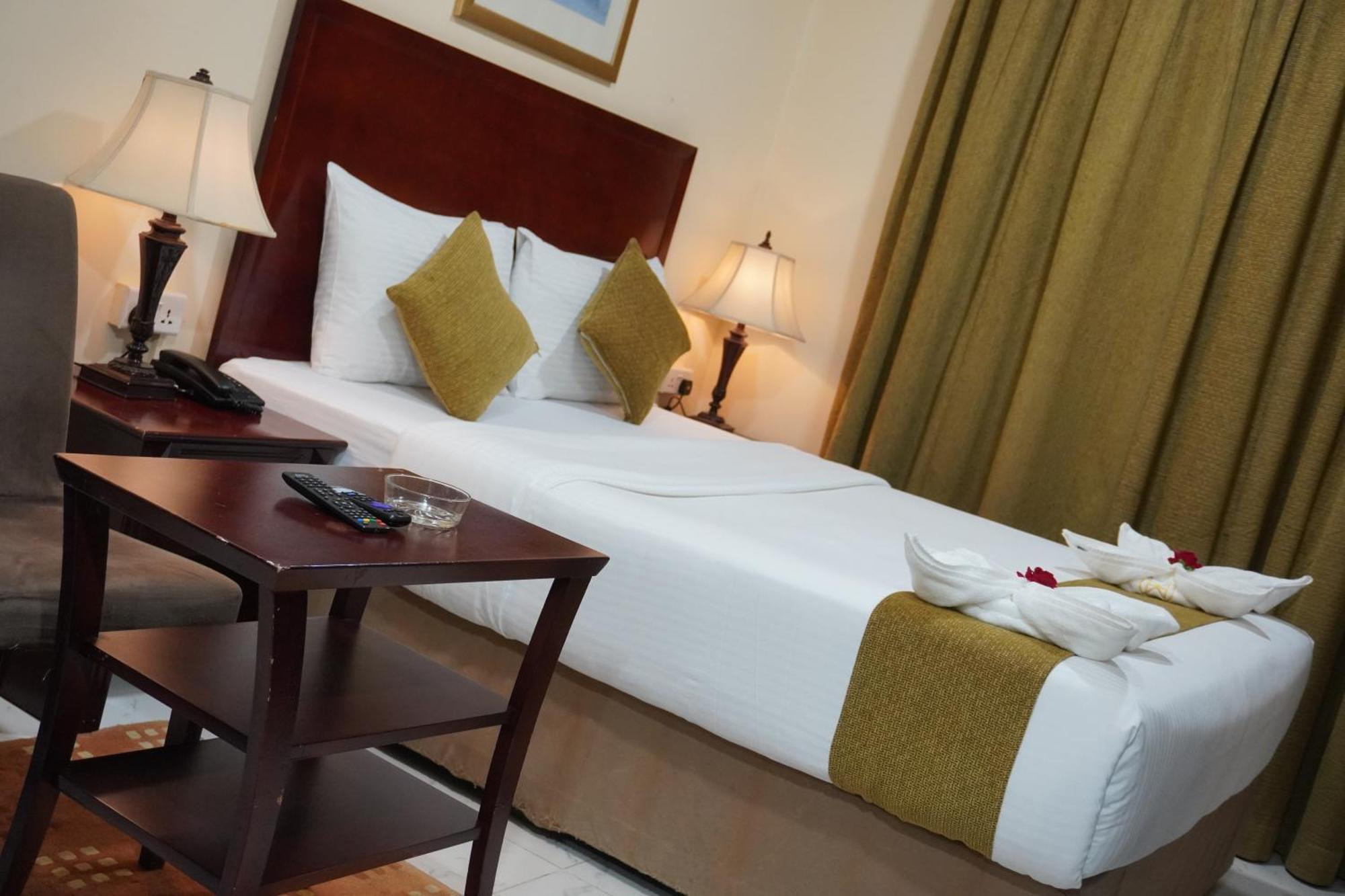 Onyx Hotel Apartments - Maha Hospitality Group Ajman Ngoại thất bức ảnh