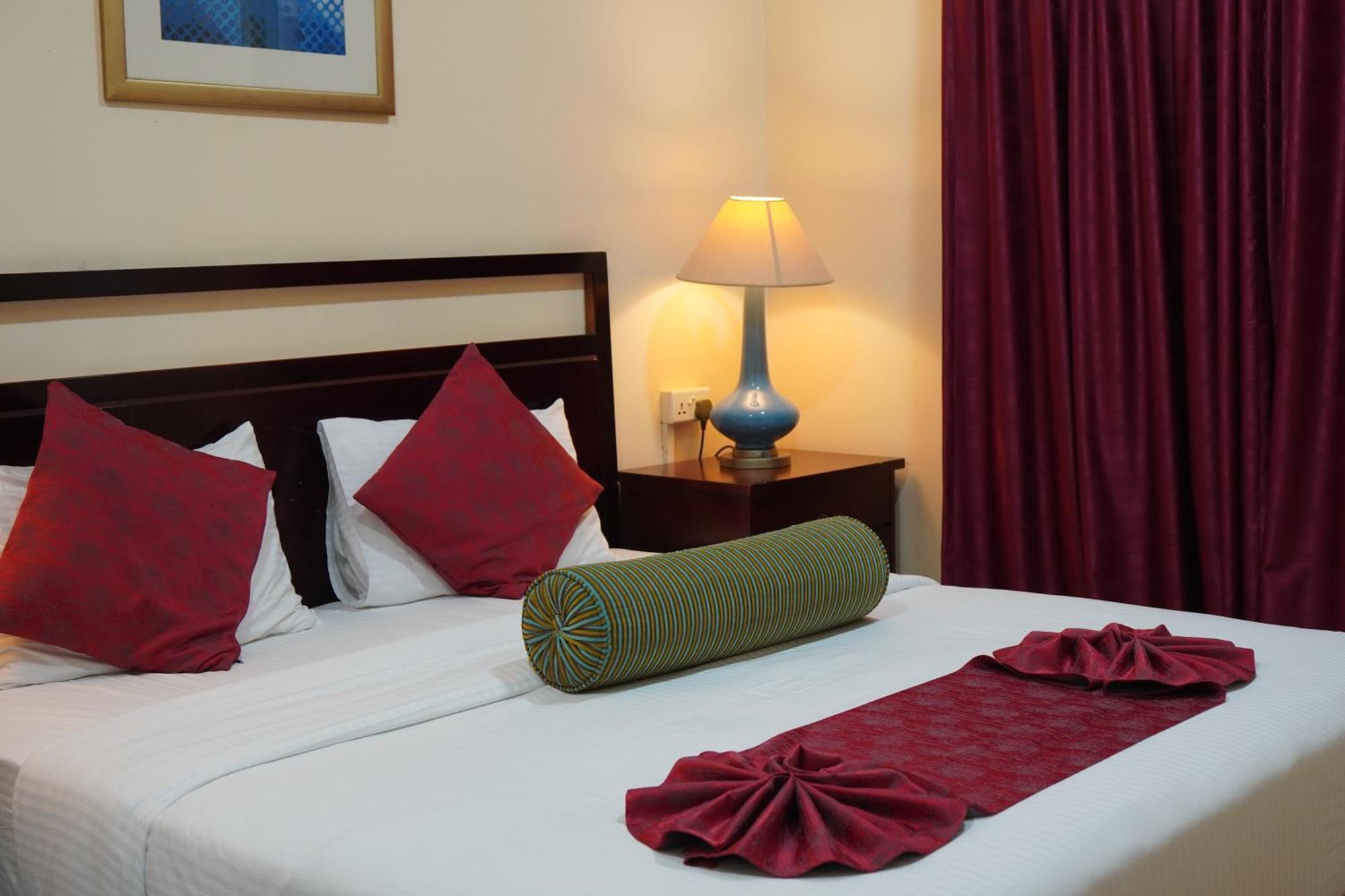 Onyx Hotel Apartments - Maha Hospitality Group Ajman Ngoại thất bức ảnh